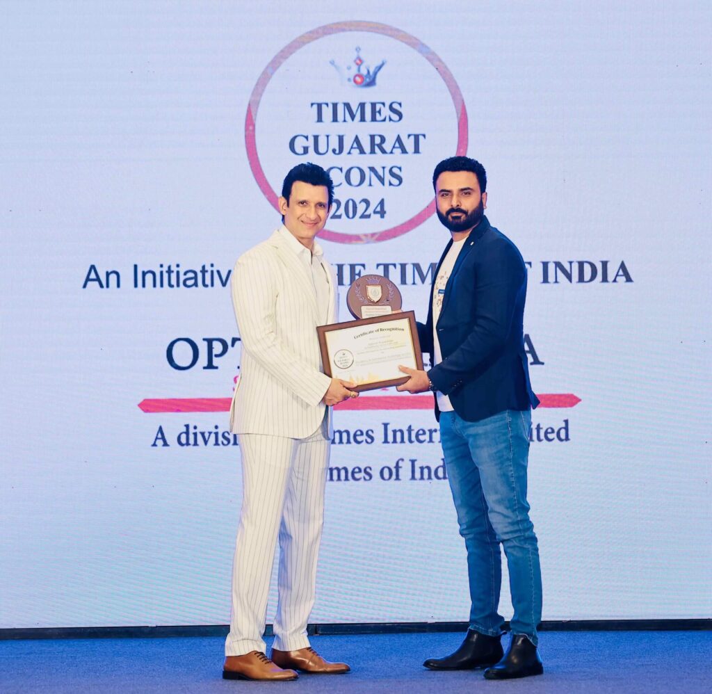 Award Given by Sharman Joshi